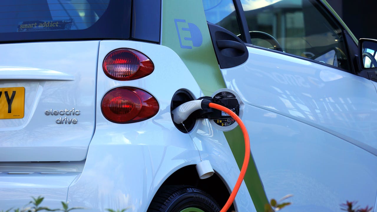 ELECTRIC CAR